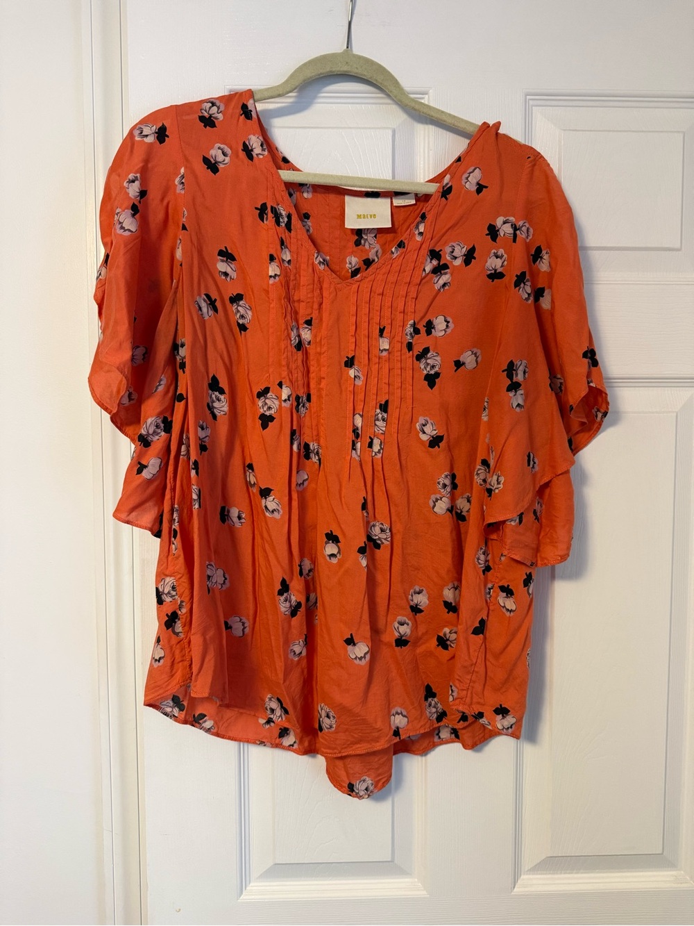 Maeve by Anthropologie Coral Floral Pintuck V-Neck Blouse
